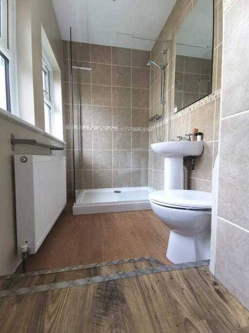 Beautiful Gate House A 4 Minute Walk From Beach Bognor Regis Esterno foto