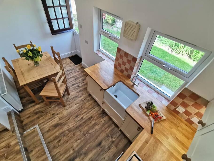 Beautiful Gate House A 4 Minute Walk From Beach Bognor Regis Esterno foto
