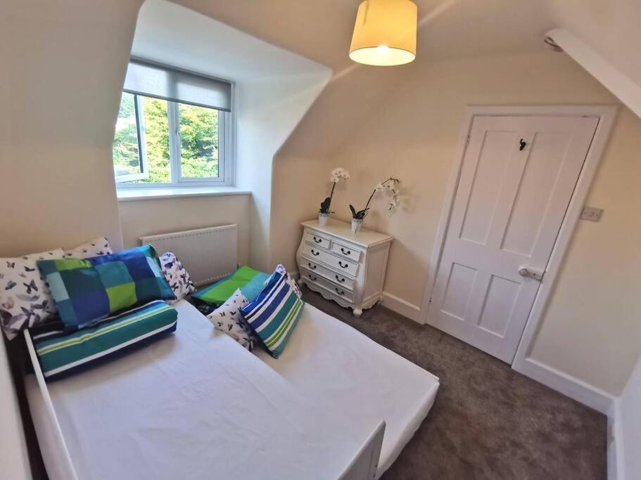Beautiful Gate House A 4 Minute Walk From Beach Bognor Regis Esterno foto