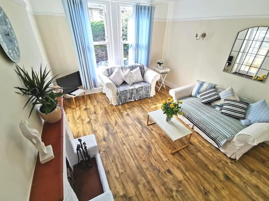 Beautiful Gate House A 4 Minute Walk From Beach Bognor Regis Esterno foto