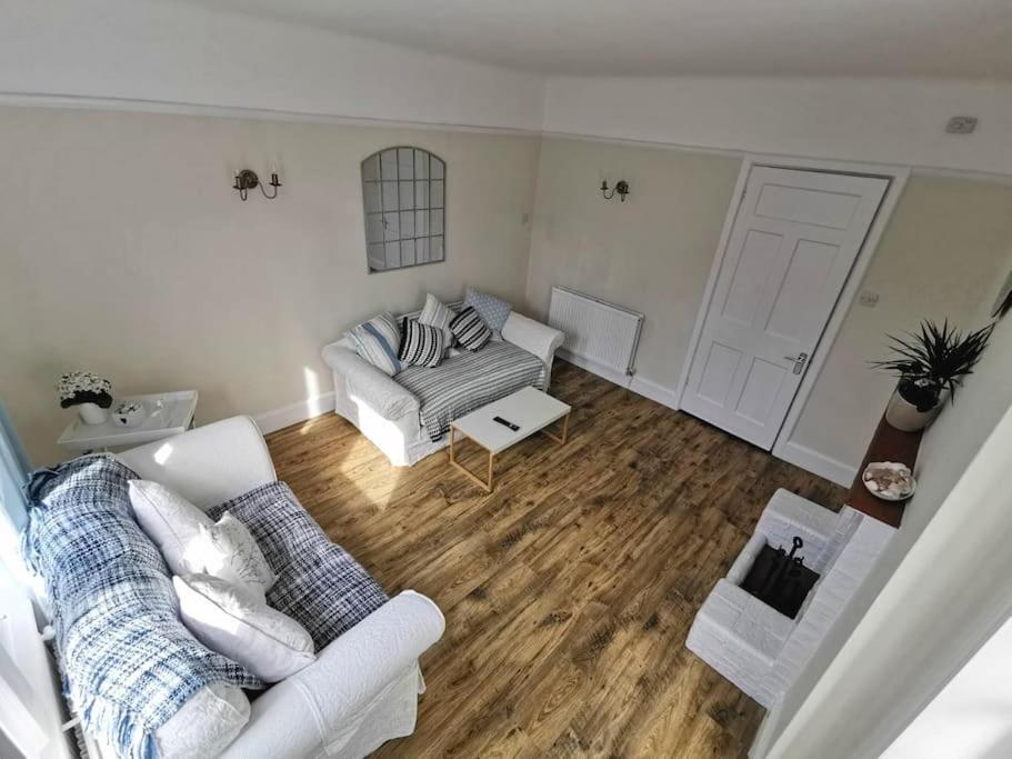 Beautiful Gate House A 4 Minute Walk From Beach Bognor Regis Esterno foto