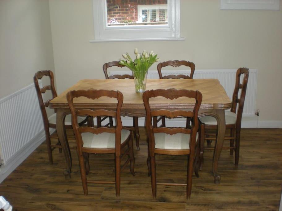 Beautiful Gate House A 4 Minute Walk From Beach Bognor Regis Esterno foto